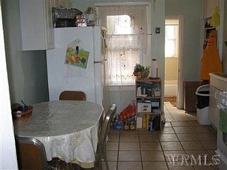 2nd image of 130 Depeyster St