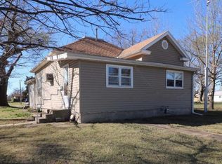 901 W Main St, Cherryvale, KS 67335
