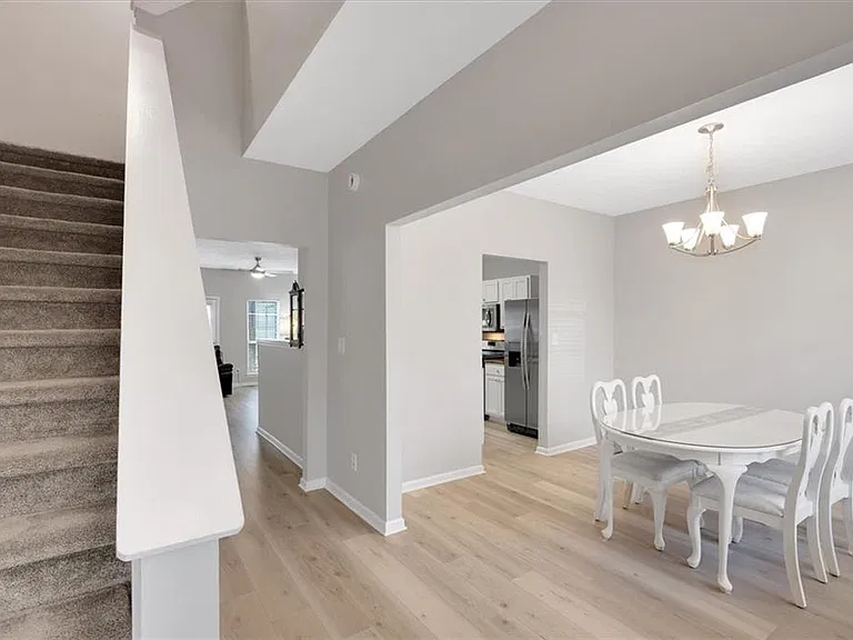 940 Tree Creek Blvd — Photo 5