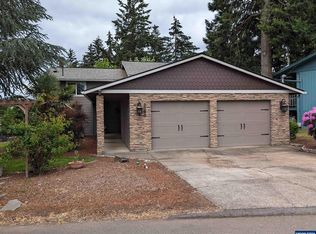 2060 Crozer St NW, Salem, OR 97304