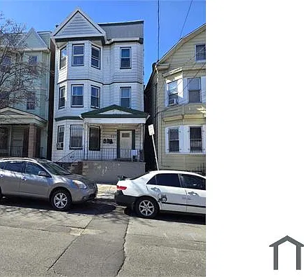 3 bed, $2,600 — Photo 1