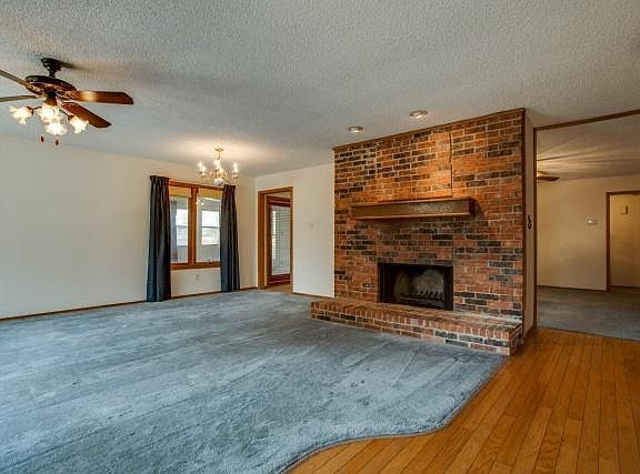 3rd image of 2168 Loma Alta Dr