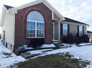 275 Whitetail Dr, Taylorsville, KY 40071