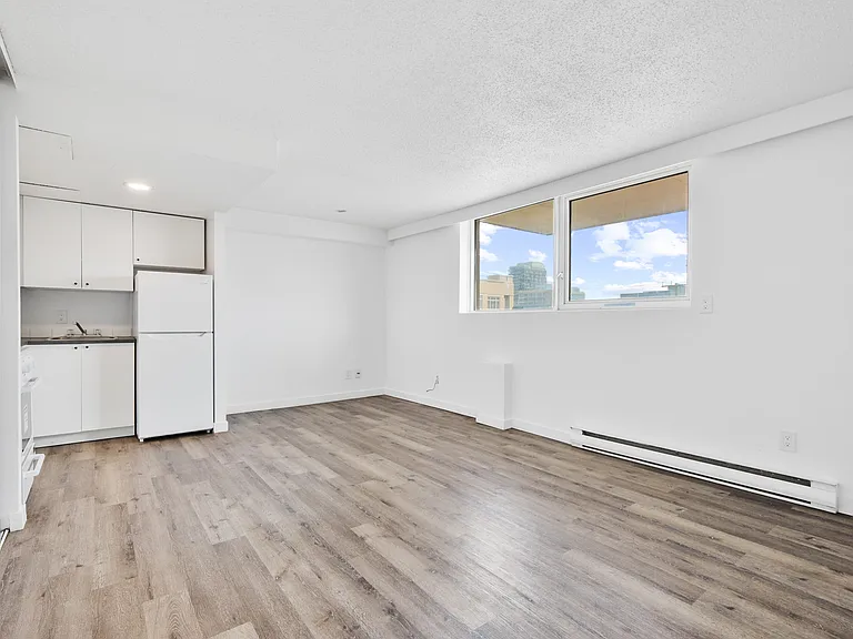 80 Florence St #706 — Photo 20