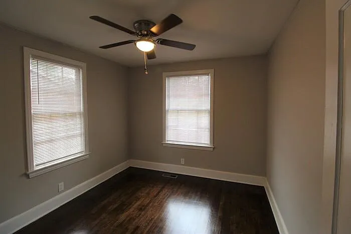4551 Oxford Rd — Photo 20