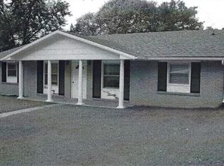 1429 N Henderson St, Cape Girardeau, MO 63701