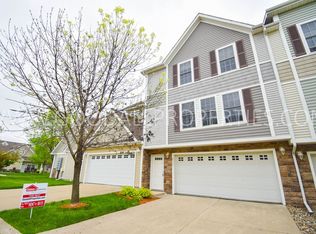 4317 153rd St, Urbandale, IA 50323