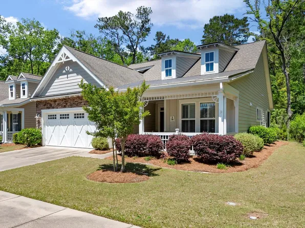 1078 Old Field Dr, Summerville, SC 29483