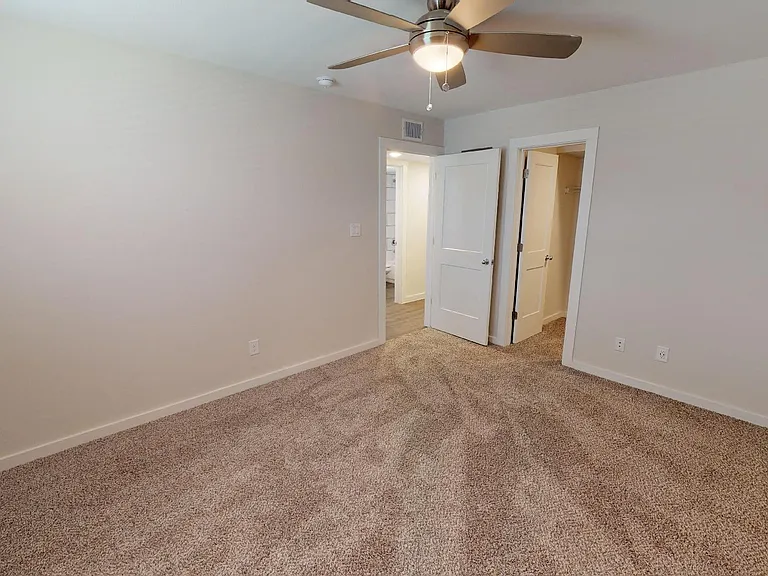 Mosswood Apartments — Photo 49