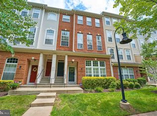 6058 Aster Haven Cir #127, Haymarket, VA