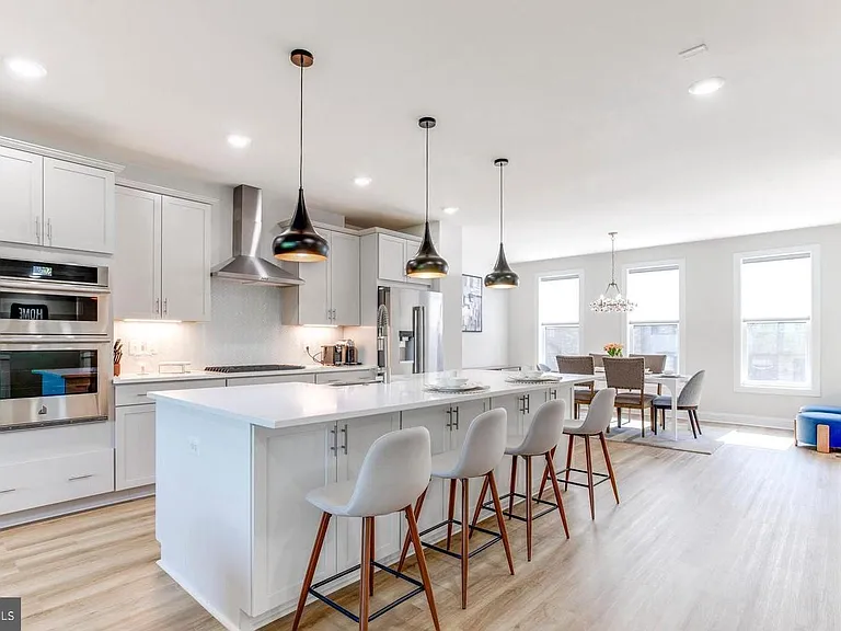 2631 Velocity Rd — Photo 7