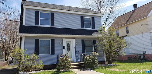 54 Lambert St Photo 1