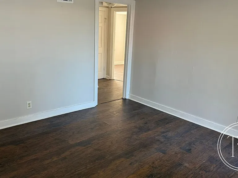 3706 Montgomery St — Photo 10