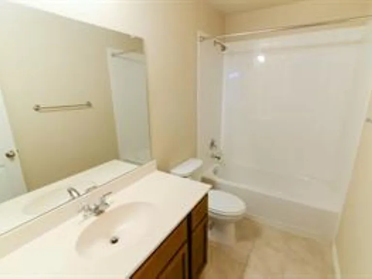 1112 Decker Dr — Photo 6