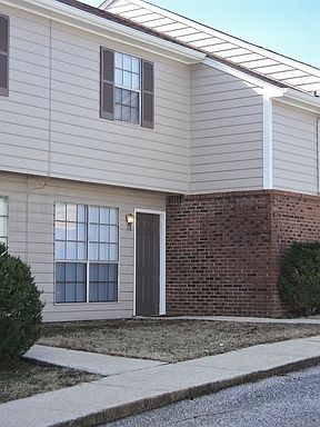 2nd image of 201 Hillsboro Ln