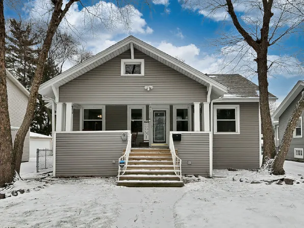 110 S Yale Ave, Villa Park, IL 60181