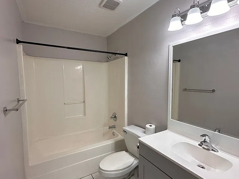 53 Birchwood Dr — Photo 16