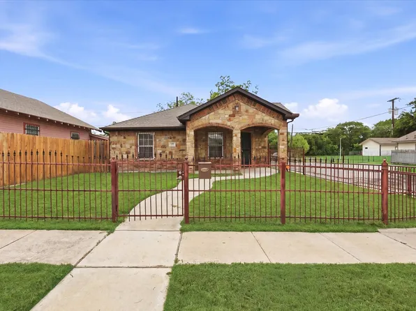 1400 Stewart St, Fort Worth, TX 76104