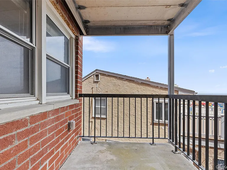 750 Shore Rd #2G — Photo 25
