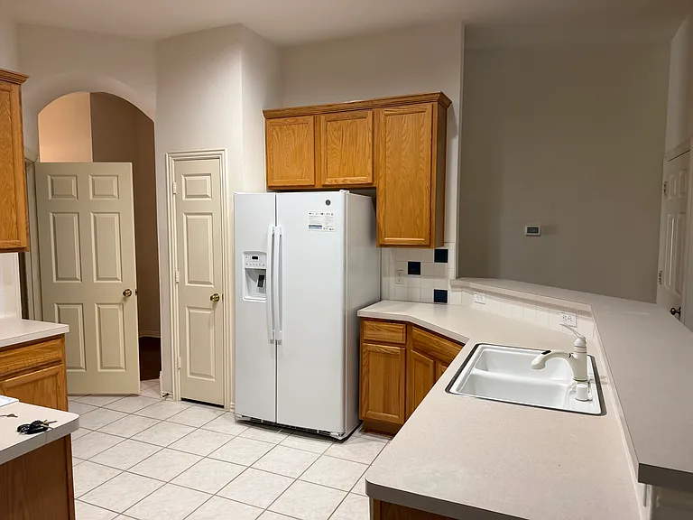 5632 Overland Dr — Photo 7