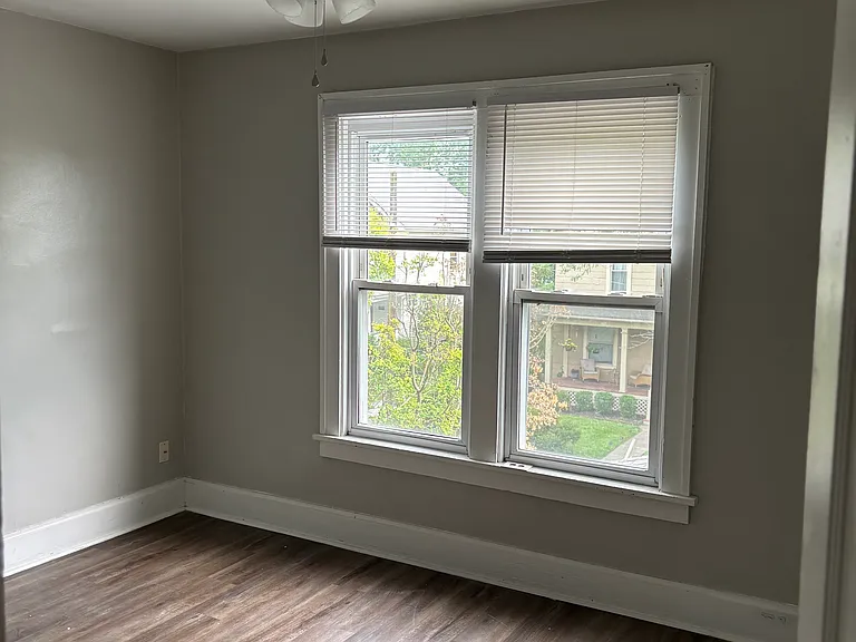 206 E Blake Ave — Photo 15
