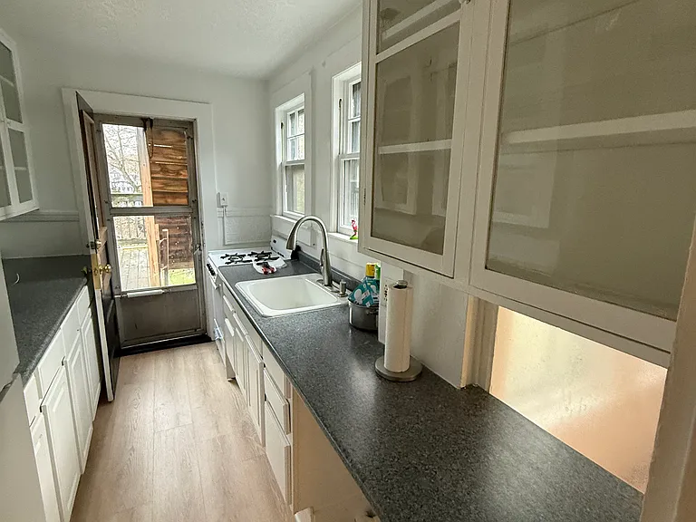 25 Leyden St #2 — Photo 14