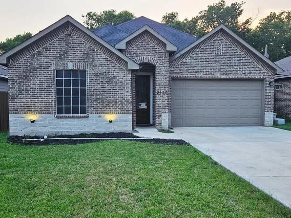 2120 R W Bivens Ln, Fort Worth, TX 76105