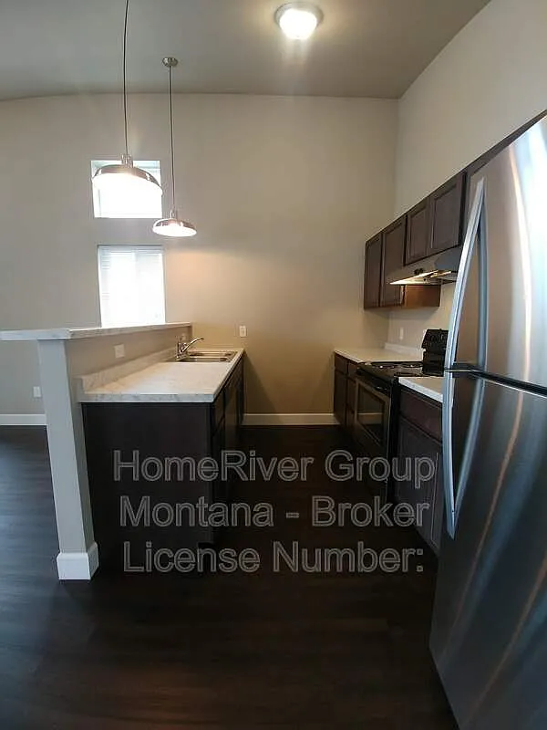2 bed, 1.0 bath, 787 sqft, $1,450 — Photo 4