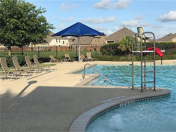 5th image of 240 Rolling Creek Ln