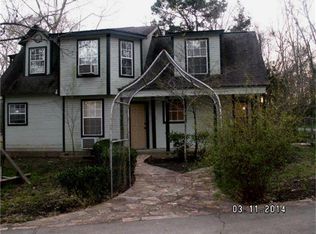 16 Carranza Loop, Huntsville, TX 77340