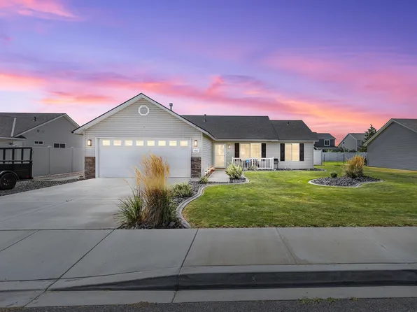 4912 Catalonia Dr, Pasco, WA 99301