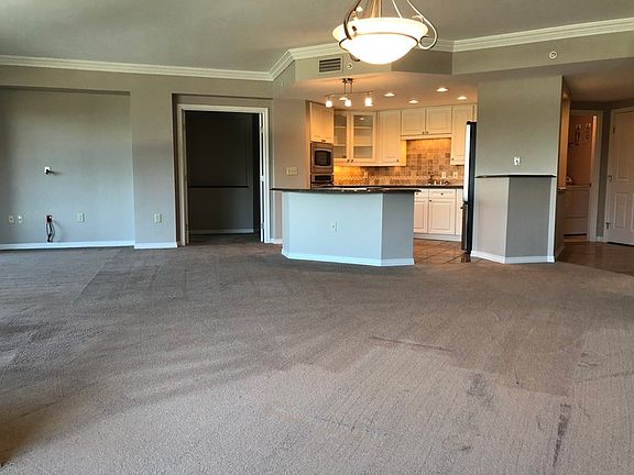 5th image of 8100 E Union Ave Unit 808