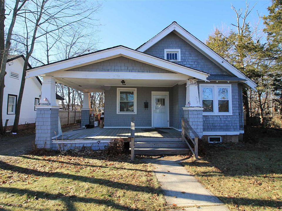 1st image of 18 Karl Ave