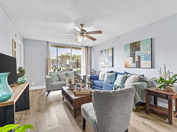 4th image of 10773 Cleary Boulevard #106