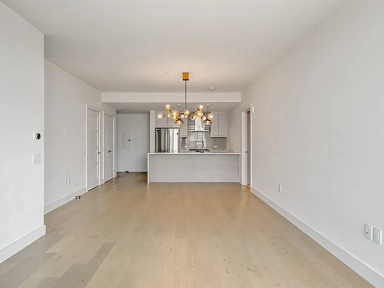 40 Traveler St #502 — Photo 5