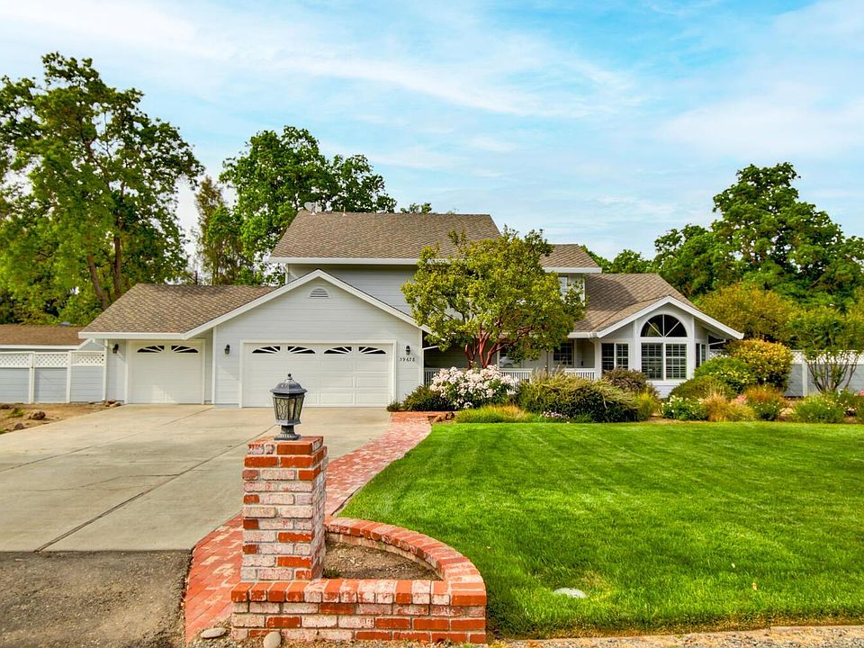 1st image of 39678 Lupine Ct