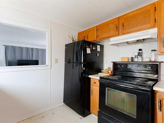 5th image of 6220 17th Ave SE #302