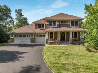 860 Prairie Meadows Dr, Hudson, WI 54016