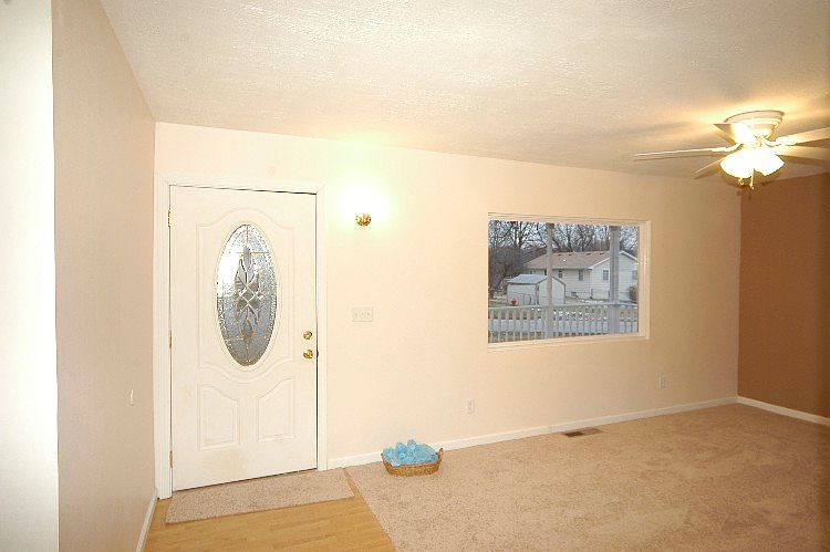 1st image of 402 Wherritt Ln