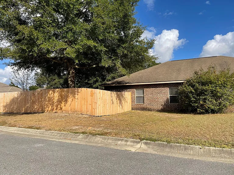 6716 Barnwood Dr — Photo 4