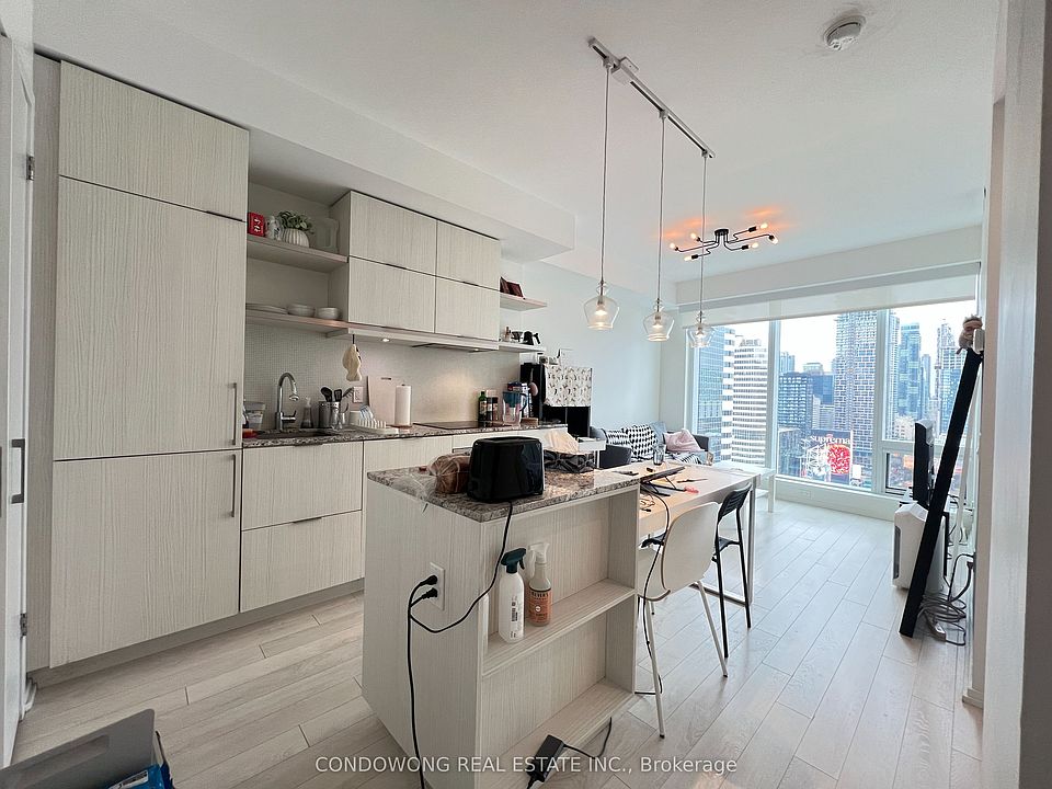 1st image of 197 Yonge St #2501
