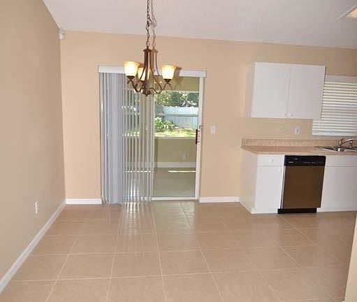 4th image of 22 White Dove Ln