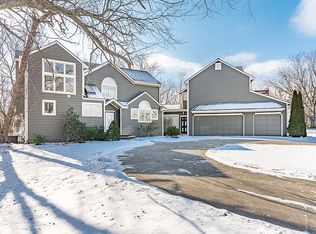 22821 E Ashford Ct, Blue Springs, MO 64015