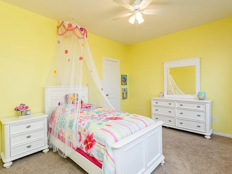 4622 Regal Shadow Ln — Photo 28