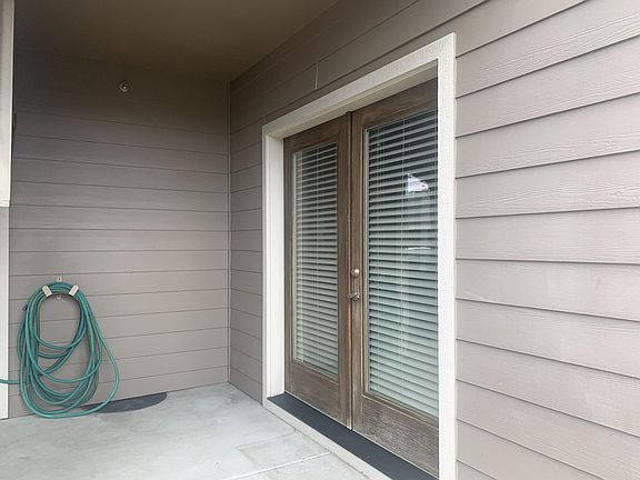 5th image of 1281 Ashford Way APT 2