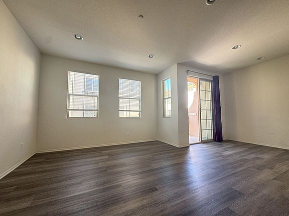3rd image of 8954 Butternut Ln