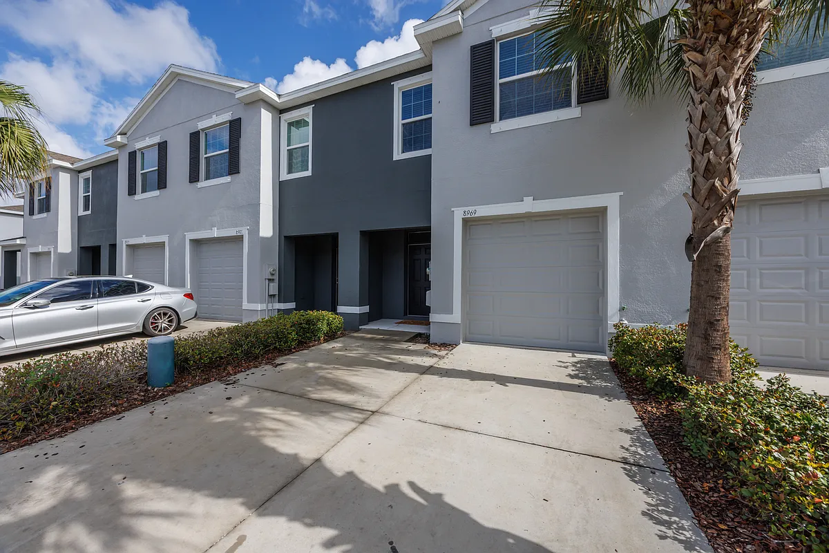 Building Photo - 8969 Indigo Trail Loop
