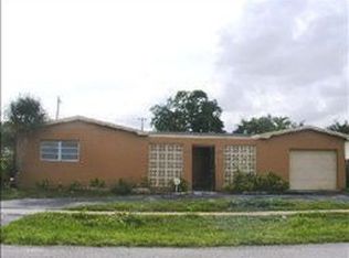 700 NW 77th Way, Pembroke Pines, FL 33024