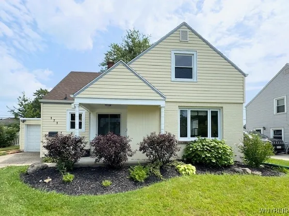171 Kelvin Dr, Buffalo, NY 14223