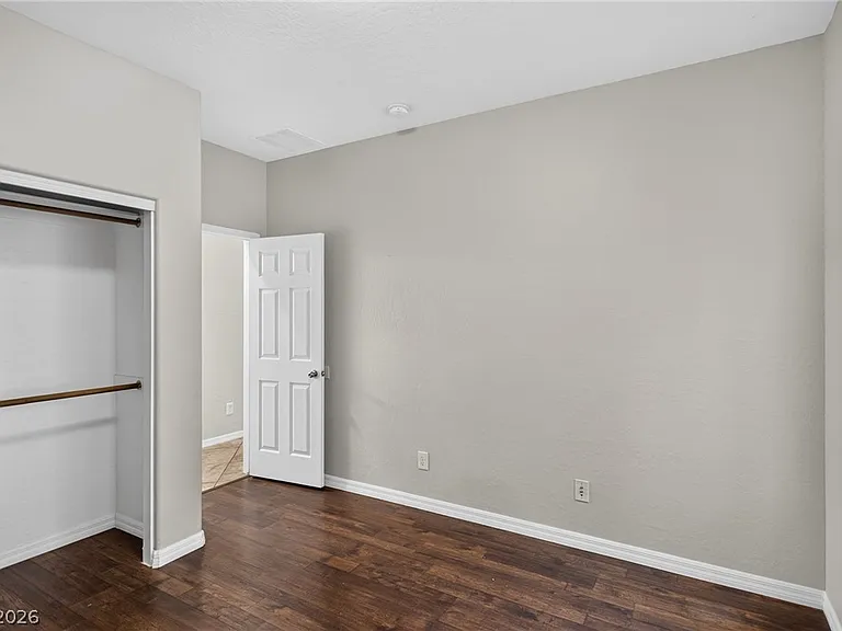 8606 Kennedy Heights Ct — Photo 11